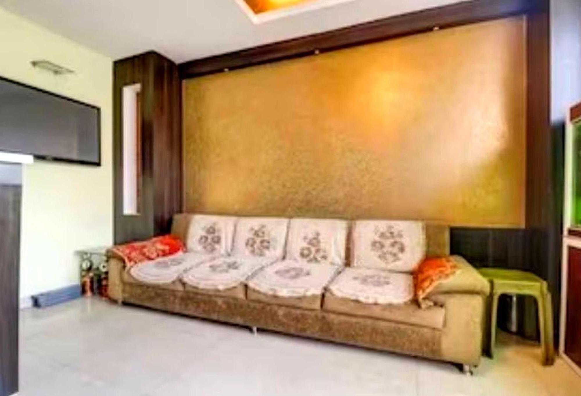 Collection O Hotel Kashi Inn Варанаси Екстериор снимка